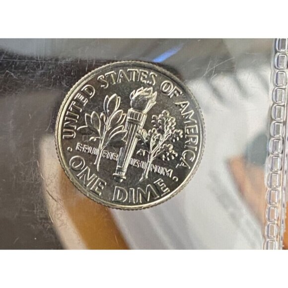 2013D USA President Roosevelt Coin - Dime (10 cents) - AU+ lustre - Picture 5 of 7